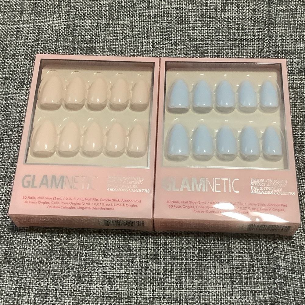 Glamnetic Nude and Blue Press-On Nails